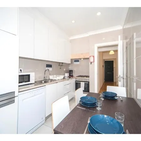 Houze_4 Bedroom Near Jardim Zoologico
